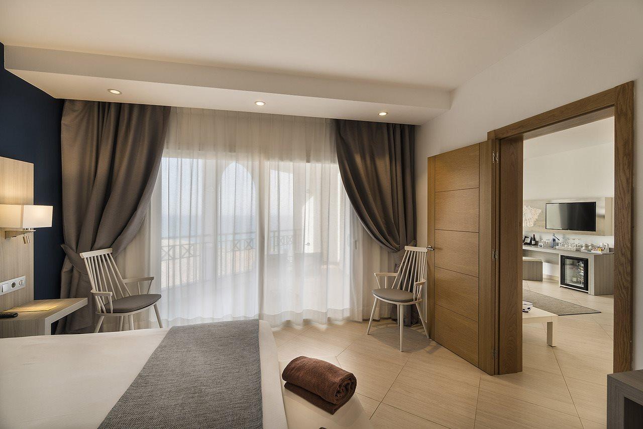 Royal Palm Resort & Spa (Adults Only) Playa De Esquinzo Экстерьер фото